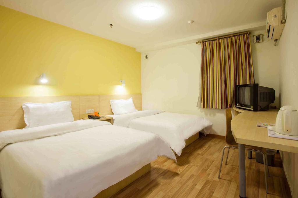 7Days Inn Guangzhou Shijing Jinbi Xincheng Rum bild