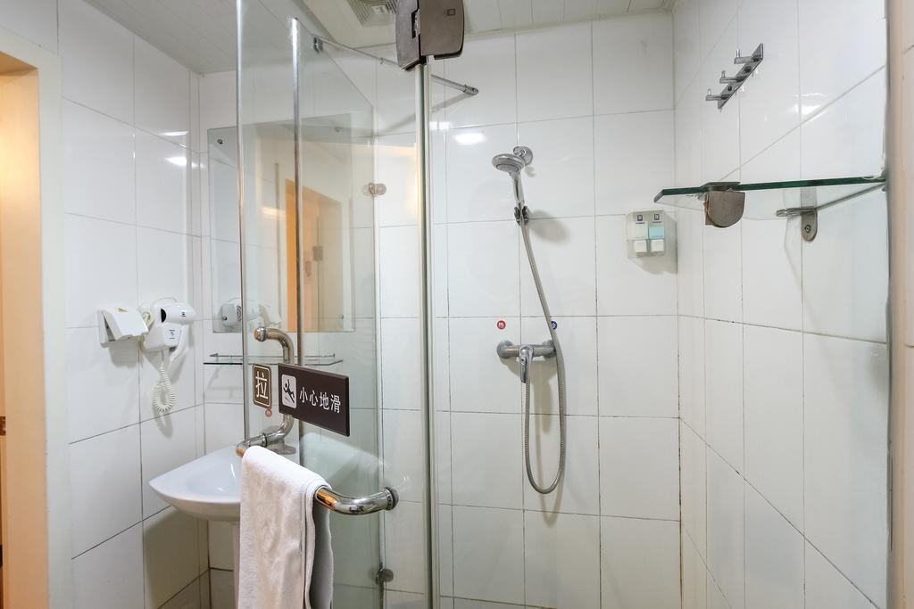 7Days Inn Guangzhou Shijing Jinbi Xincheng Exteriör bild